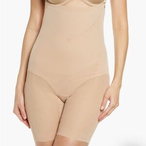 HONEYLOVE SUPER POWER GIRL SHORT SAND - M